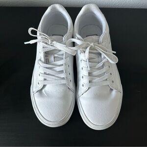 Vans White Seldan Sneaker Size 6